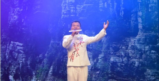 巅峰对决 谁与争锋——“2013苏州凯发k8&#8226;幸福达人秀”总决赛完善谢幕